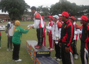 Panahan tambah 3 emas